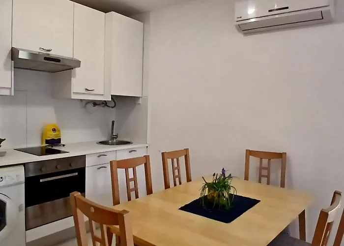 Apartment Olena *