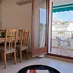 Olena * L' Escala